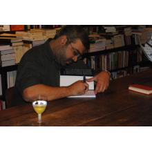 Cr&ocirc;nicas de um Pastor Gay